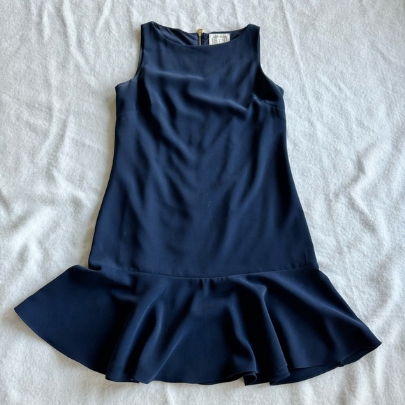 STS Sail to Sable Navy Blue Classic Dress Size 6 - Picture 3 of 10